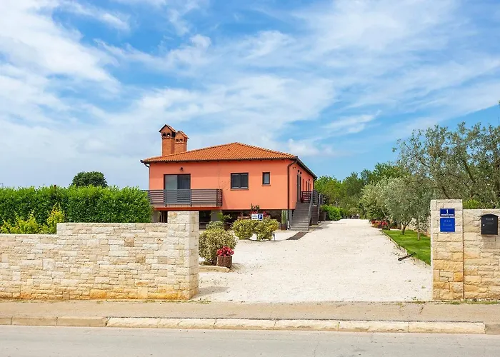 Apartament Karoca 3 *